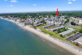 Bobby's Beach Bungalow